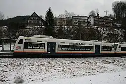 Triebwagen der Ortenau-S-Bahn im Bahnhof Bad Griesbach, 2008