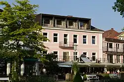 Balthasar-Neumann-Promenade Nr. 8