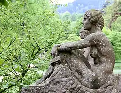 Statuen von Hermann Binz an der Freitreppe