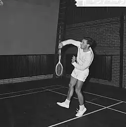 Badminton anno 1963 in den Niederlanden, als Schläger noch mit Holz gefertigt wurden