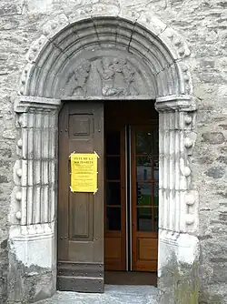 Romanisches Portal