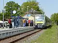 Bahnhof mit Agilis-Nahverkerszug