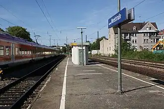 Blick auf den Bahnsteig im Jahre 2009