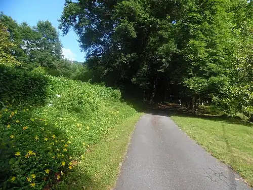 Zugangsweg nach Baillaud am Bandiat