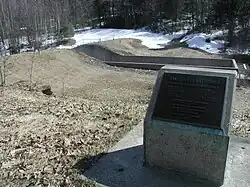 Hochwasserkontrolldamm in Wentworth