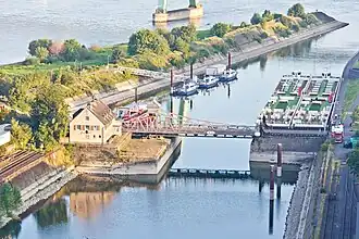 Hafen Köln-Deutz aus der Luft (August&nbsp;2013)