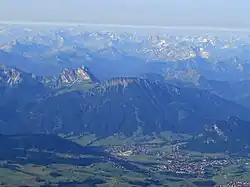 Breitenberg mit Pfronten von Norden