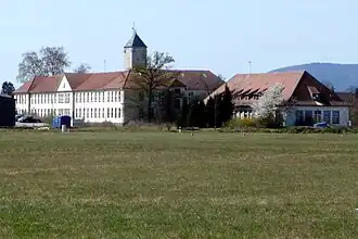 Ehemalige Kaserne am Flugplatz