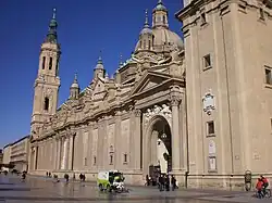 Die Basilika Nuestra Señora del Pilar, 14.–18.&nbsp;Jahrhundert