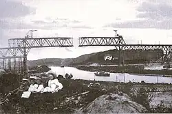 Bau der von Friedrich Voß konzipierten Prinz-Heinrich-Brücke, 1912&nbsp;eingeweiht, 1992&nbsp;abgebrochen