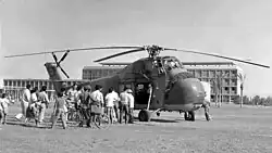 Ein Sikorsky S-58 der 124. Staffel „Rolling Sword“ in Beʾer Scheva im Jahr 1962, stationiert auf Tel Nof
