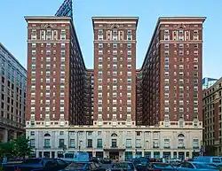 Das ehemalige Benjamin Franklin Hotel in Philadelphia (1924).