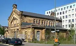 Empfangsgebäude vor der Sanierung, 2010