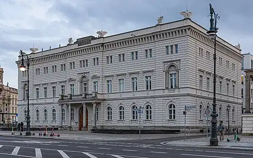 Das wiedererrichtete Kommandantenhaus