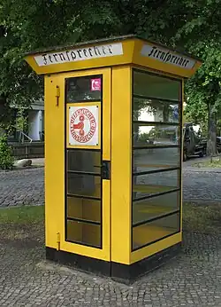 Telefonzelle ab 1927 (Foto 2012)