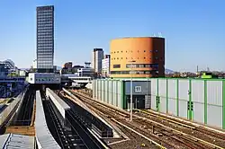 Blick auf die U-Bahn-Station sowie Leitstelle & Waschhalle des Bhf. Erdberg
