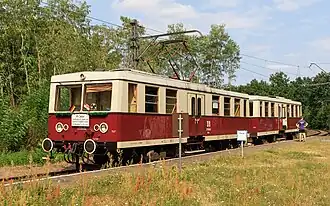 Triebwagen 279 003-8 mit Beiwagen
