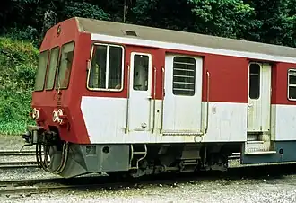 Führerstandsseite eines Fahrzeuges (1996)