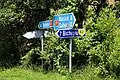 Wegweiser an der Nationalstraße DN&nbsp;17C