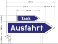 Pfeilschild „Ausfahrt“ mit Zusatzschild „Tank“