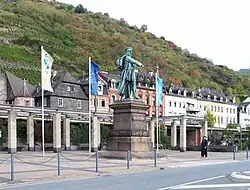 Denkmalsplatz (2016)