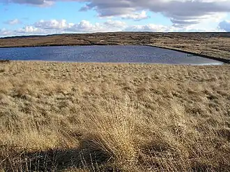 Blick vom Pennine Way nach Süden über das Reservoir