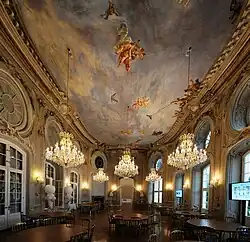 Laxenburg, Blauer Hof