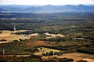Blick über den Kottenforst, im Hintergrund das Rheintal und das Siebengebirge