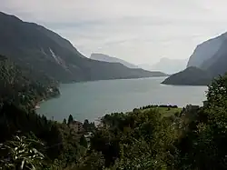 Blick über den Molvenosee nach Süden