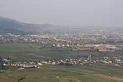 Blick nach Norden: Baden, im Vordergrund Sooß und die Martinek-Kaserne