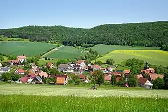 Blick vom Hasenwinkel auf Fretterode und den Röhrsberg ganz rechts