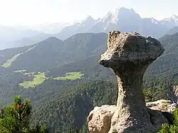 Steinerne Agnes, dahinter der Watzmann