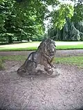 Löwenskulptur