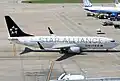 Eine B737-800 der UNITED Airlines in der Star Alliance-Lackierung