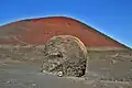 Lavabombe in der Caldera Colorada, Lanzarote, Kanarische Inseln, Spanien