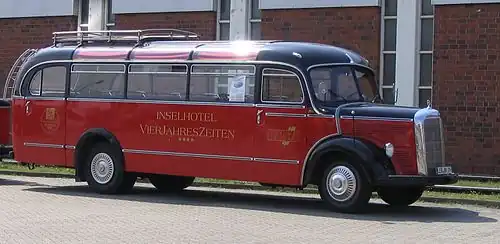 Mercedes-Benz O 3500 – hier als Nostalgiebus