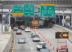 Der östliche Beginn der I-90 in Boston, Massachusetts