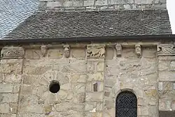 Kragsteine am südlichen Querhaus