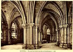 Bourges, Krytpenumgang