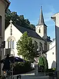 Die Kirche von Burglinster diente als Set für die Kirche von Mënscht