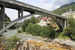 Rheinbrücke (1928), von Tavanasa aus gesehen
