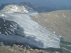 Blick vom Gipfel der Schesaplana über den Brandner Gletscher zur Mannheimer Hütte am 22.&nbsp;Juli 2006
