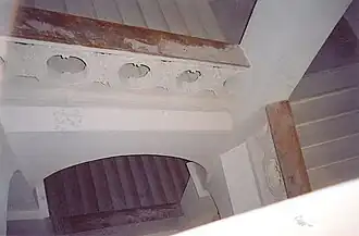 Treppenhaus, wie die „Weiße Stiege“ in Schönbrunn; Stufen, Balustraden aus Kaiserstein