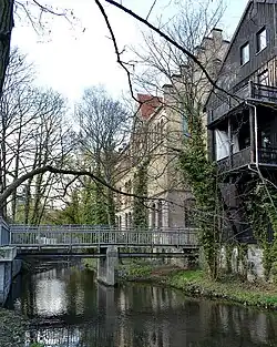 Brücke über den Neustadtmühlengraben, Richtung Wilhelmitorwall (links).