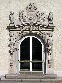 Das Martins-Portal des Martineums, heute der Eingang zur Aula.