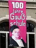 Banner zur 100-Jahr-Feier im August 2009.