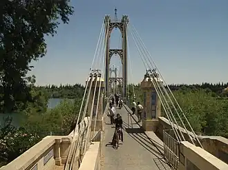 Hängebrücke von Deir ez-Zor جسر دير الزور المعلق