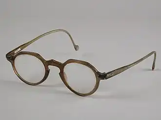 Zellhornbrille, Pantoform, Schlüsselloch Steg