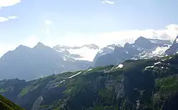 Knapp unterhalb des Gipfels. Blick Richtung Uri Rotstock