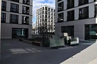 Moderne Wohnanlagen auf dem Gelände